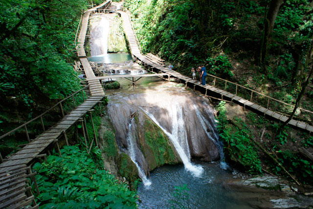 экскурсия 33 водопада с гидом